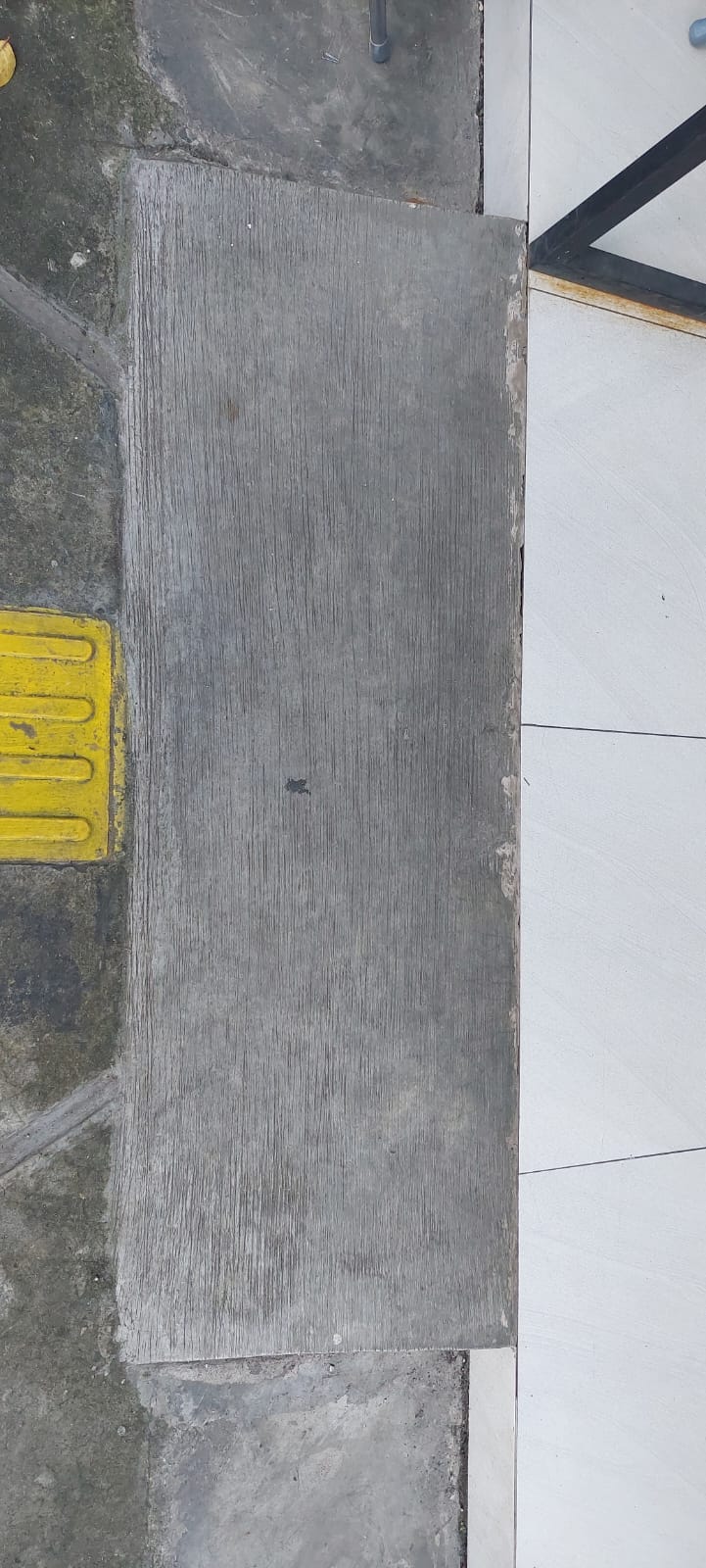 jalan untuk difabel.jpeg