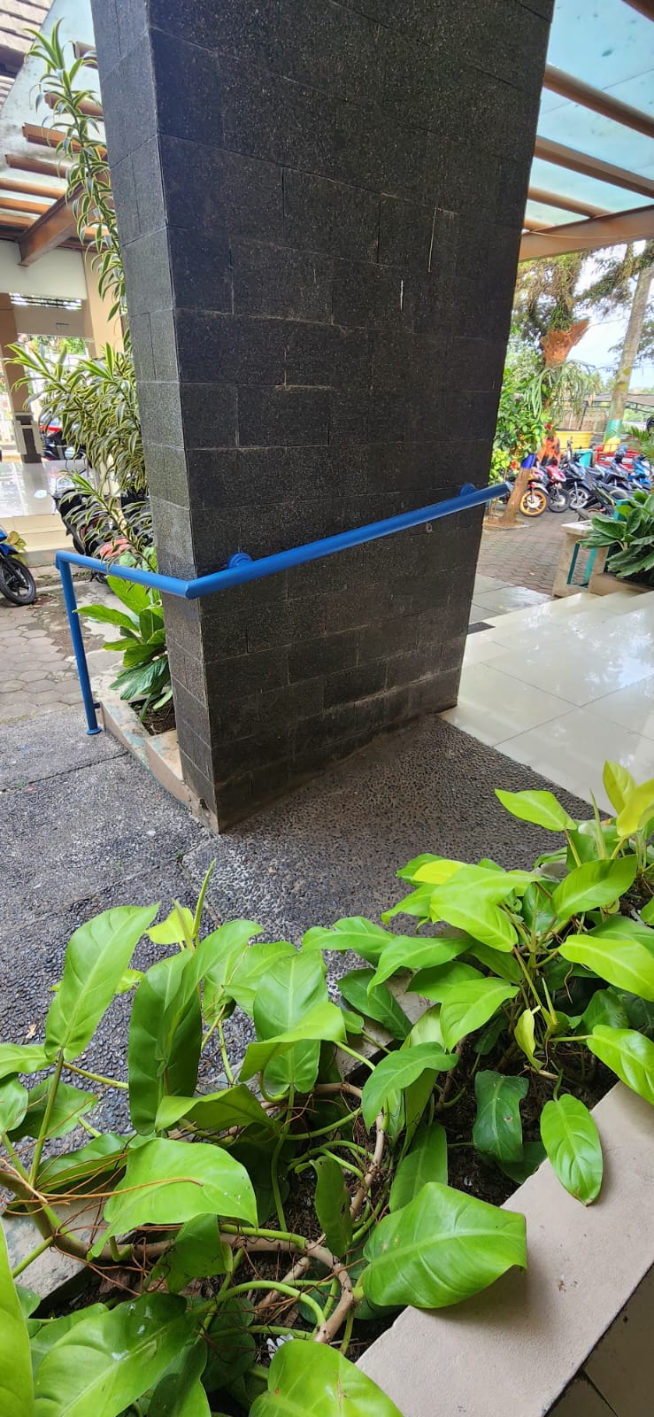 PEGANGAN RAMBATAN 2.jpeg