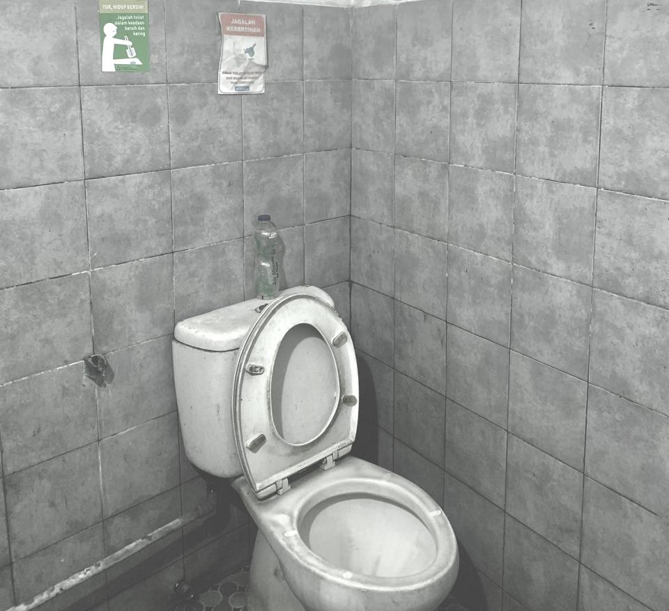 Toilet 1.jpeg