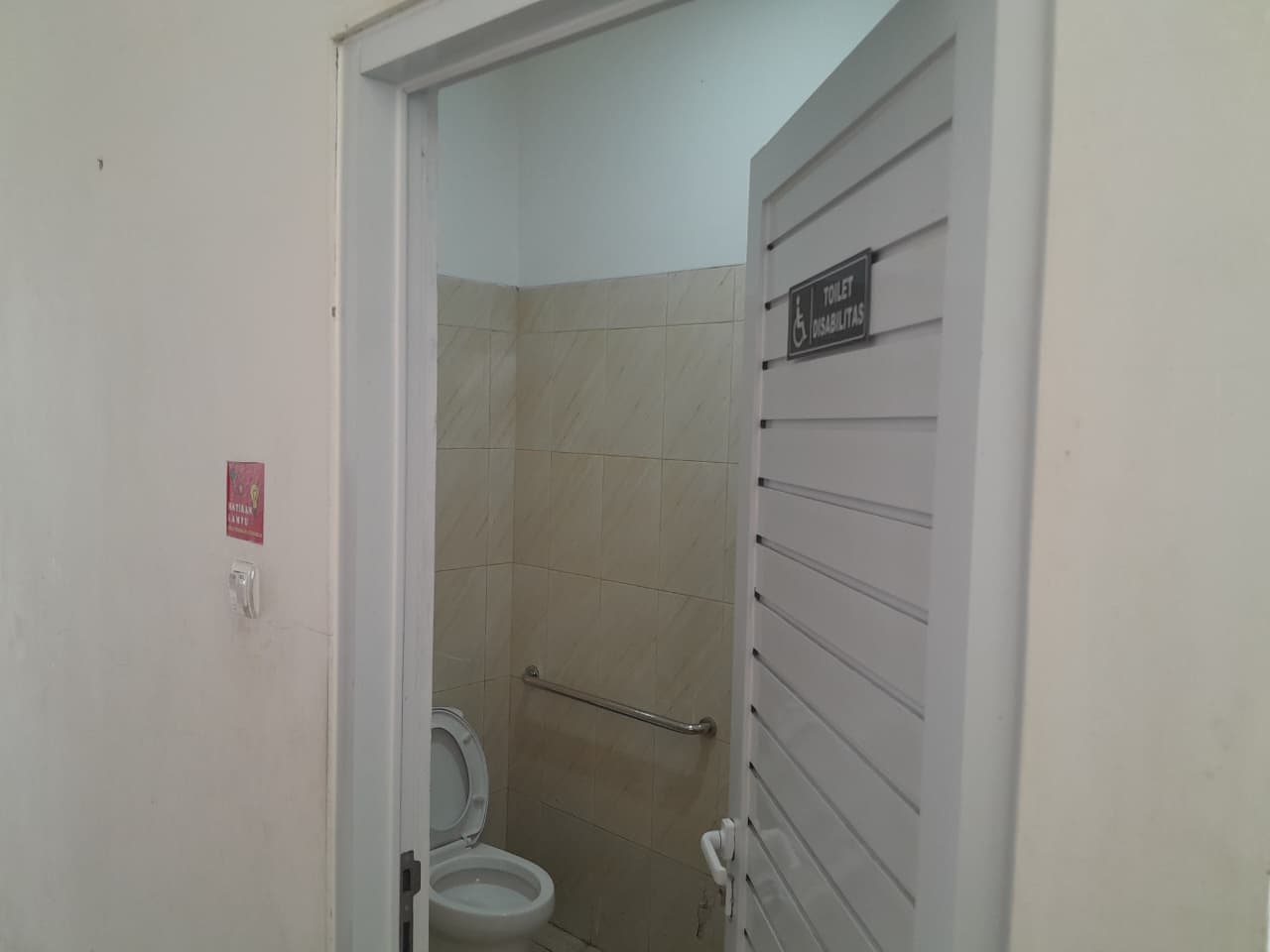 Toilet Khusus Lansia_Disabilitas.jpeg