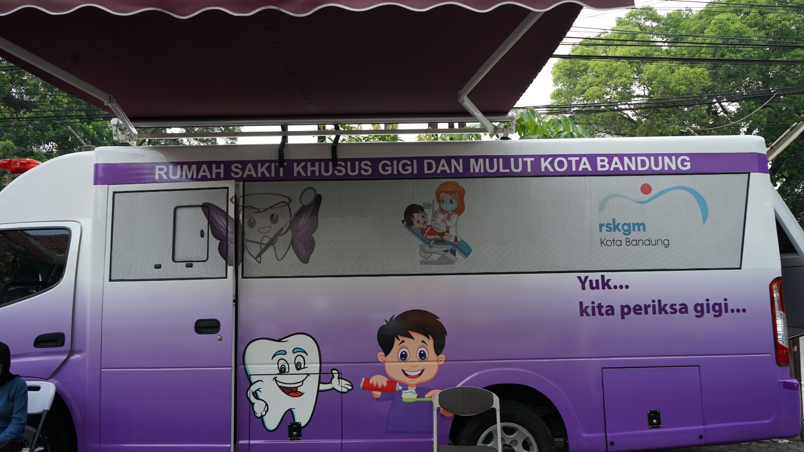 dental car (2).jpeg