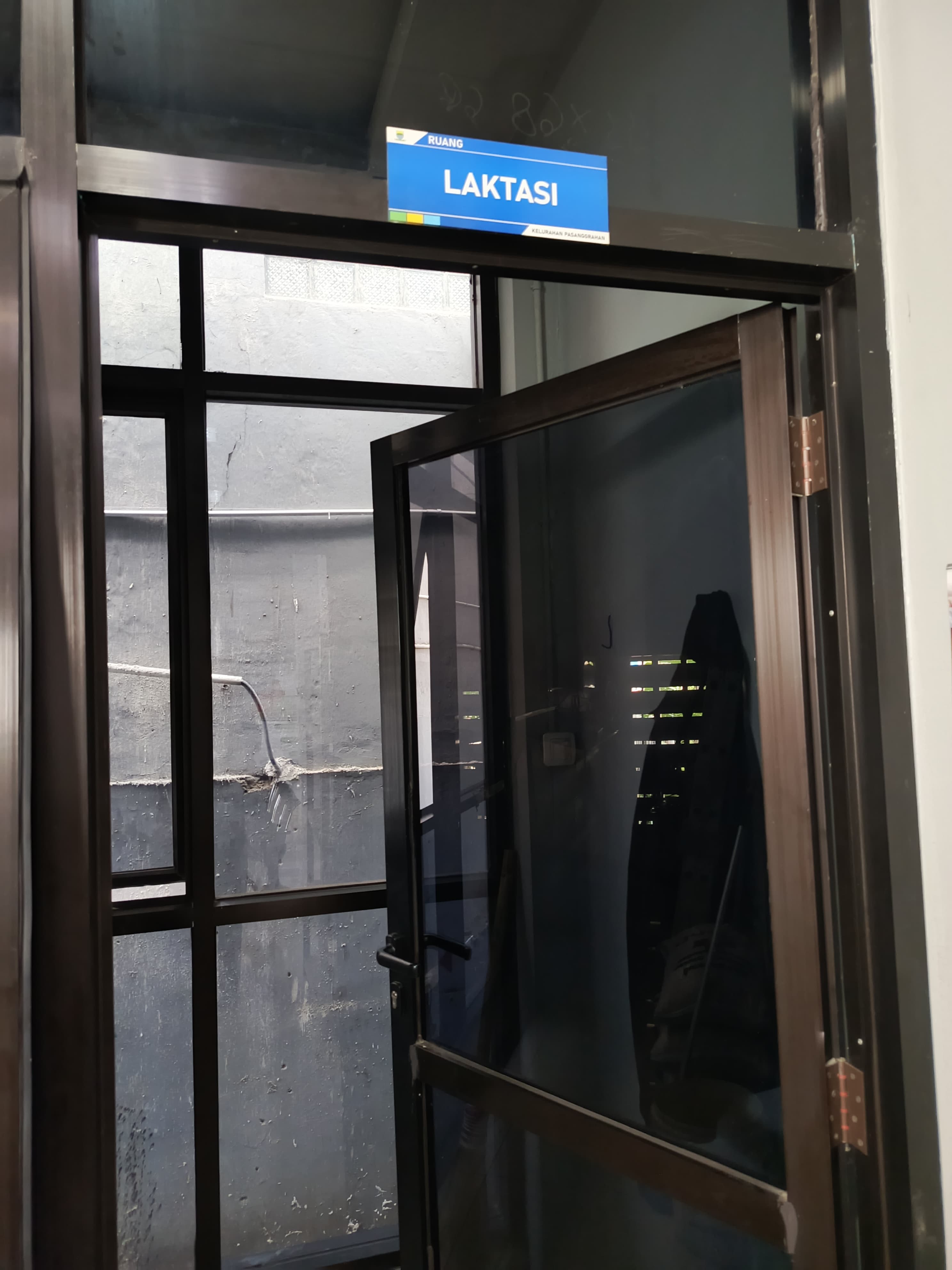 RUANG IBU MENYUSUI.jfif