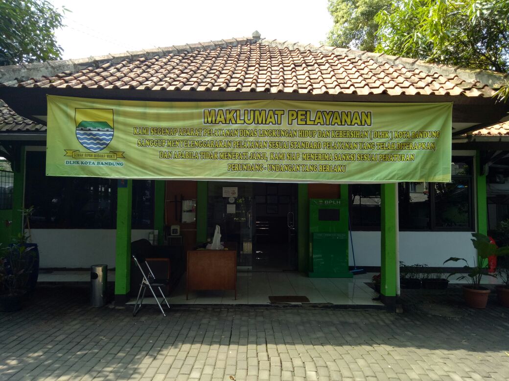FOSTER MAKLUMAT PELAYANAN DLHK.jpg