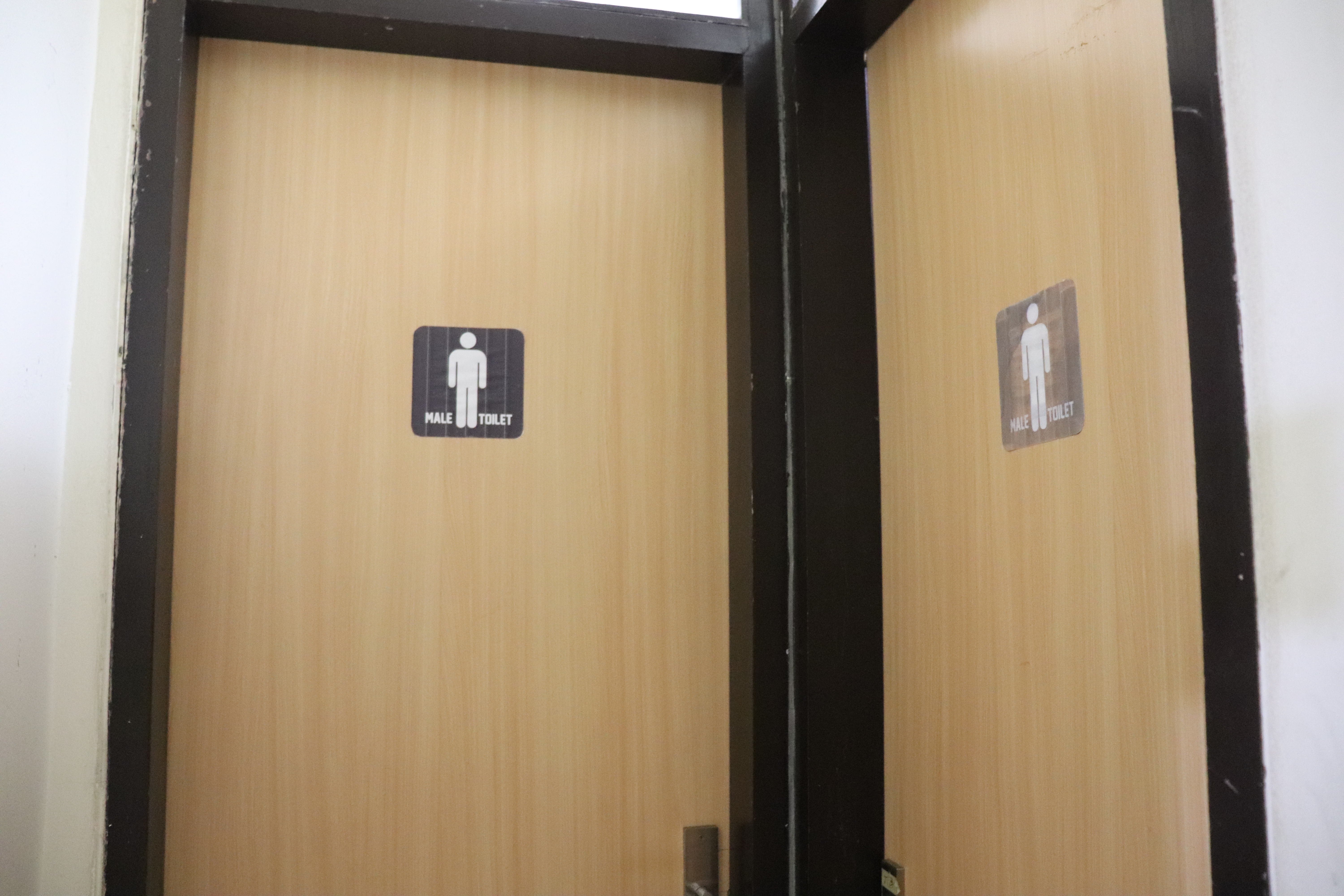 Toilet Pria.JPG