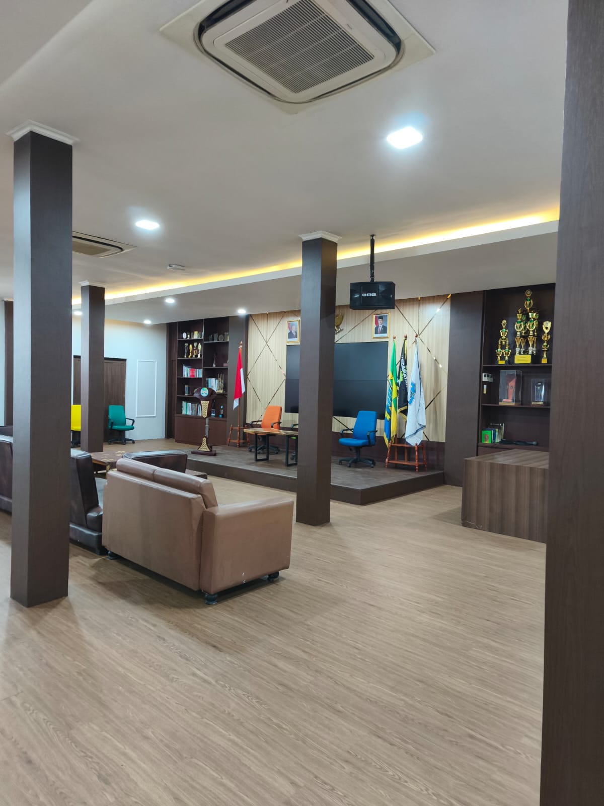 aula tampak samping kanan.jpeg