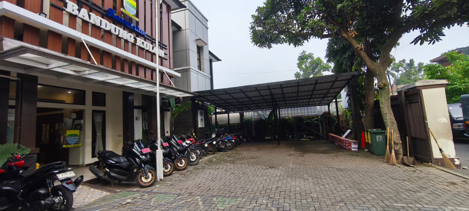Parkir Mobil.jpeg