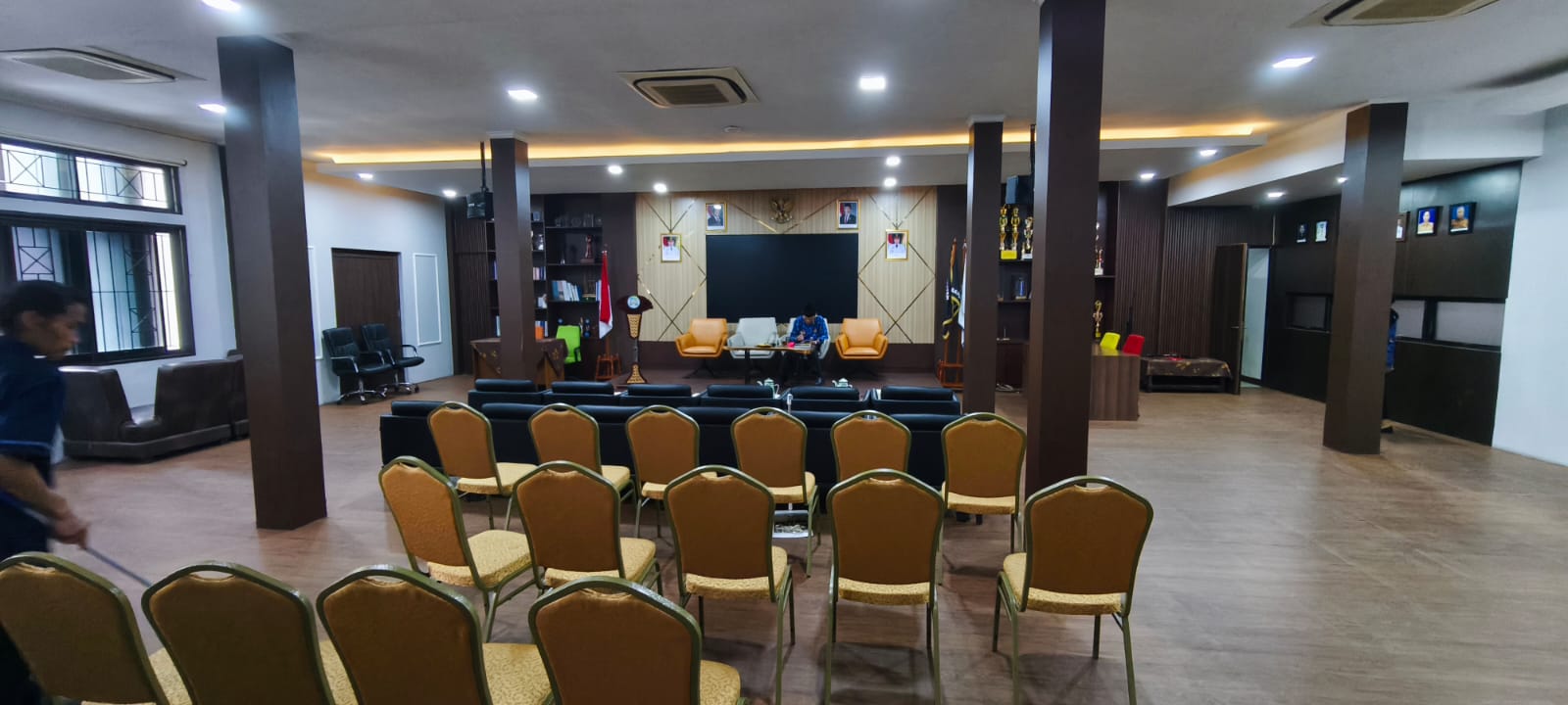 Aula Tampak Depan.jpeg