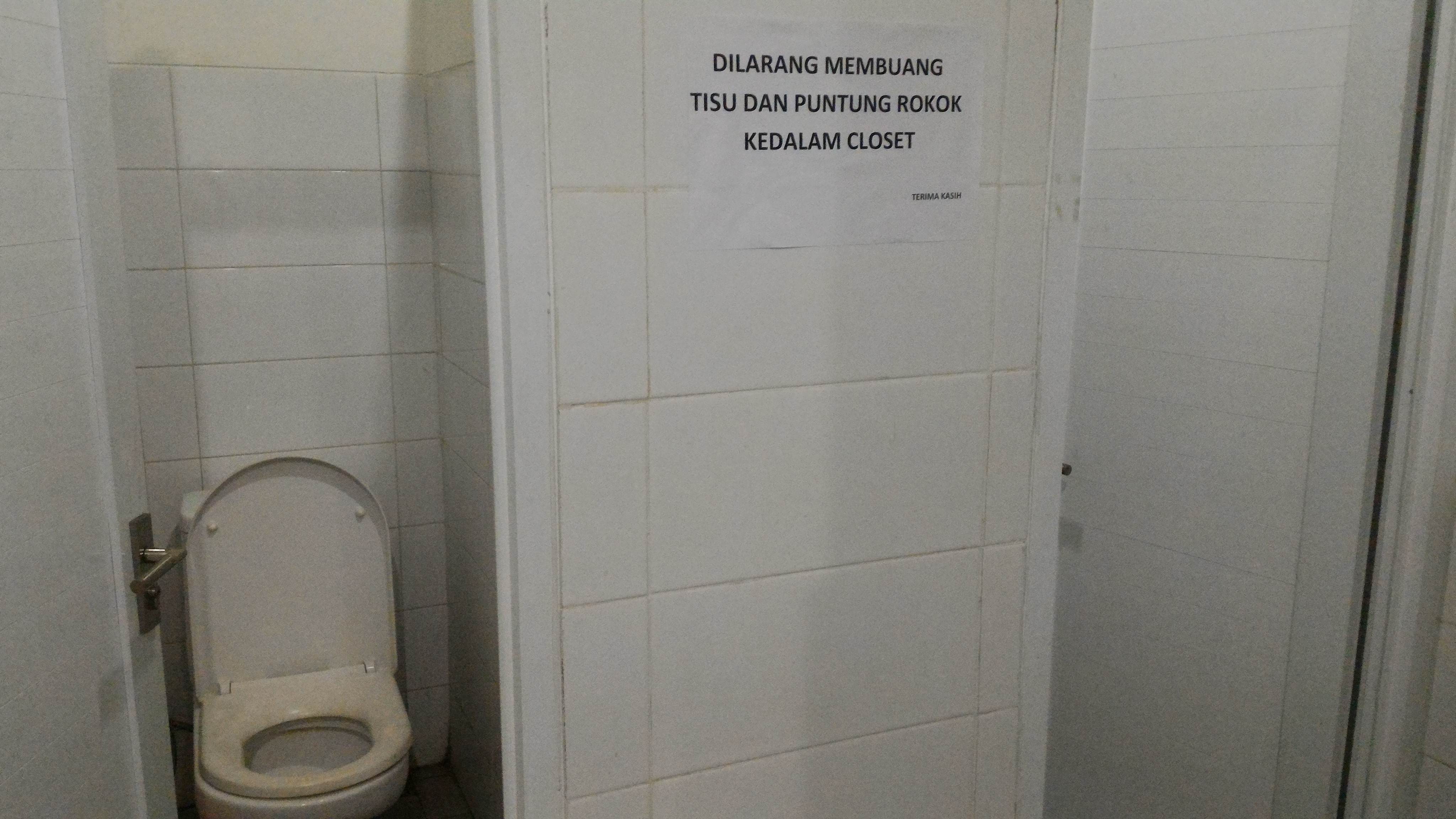 toilet pelanggan pria 2.jpg