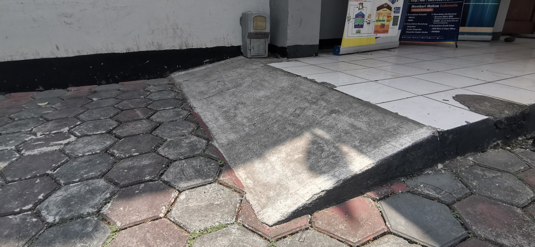 Tangga Untuk Lansia.jpg