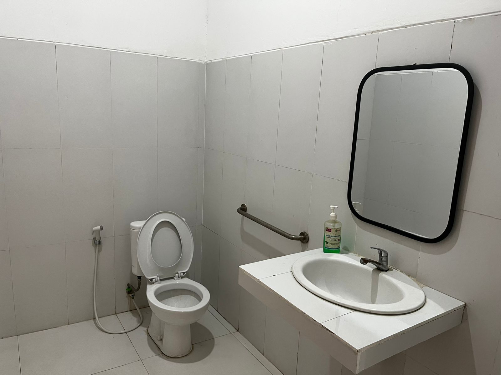 TOILET KHUSUS.jpg