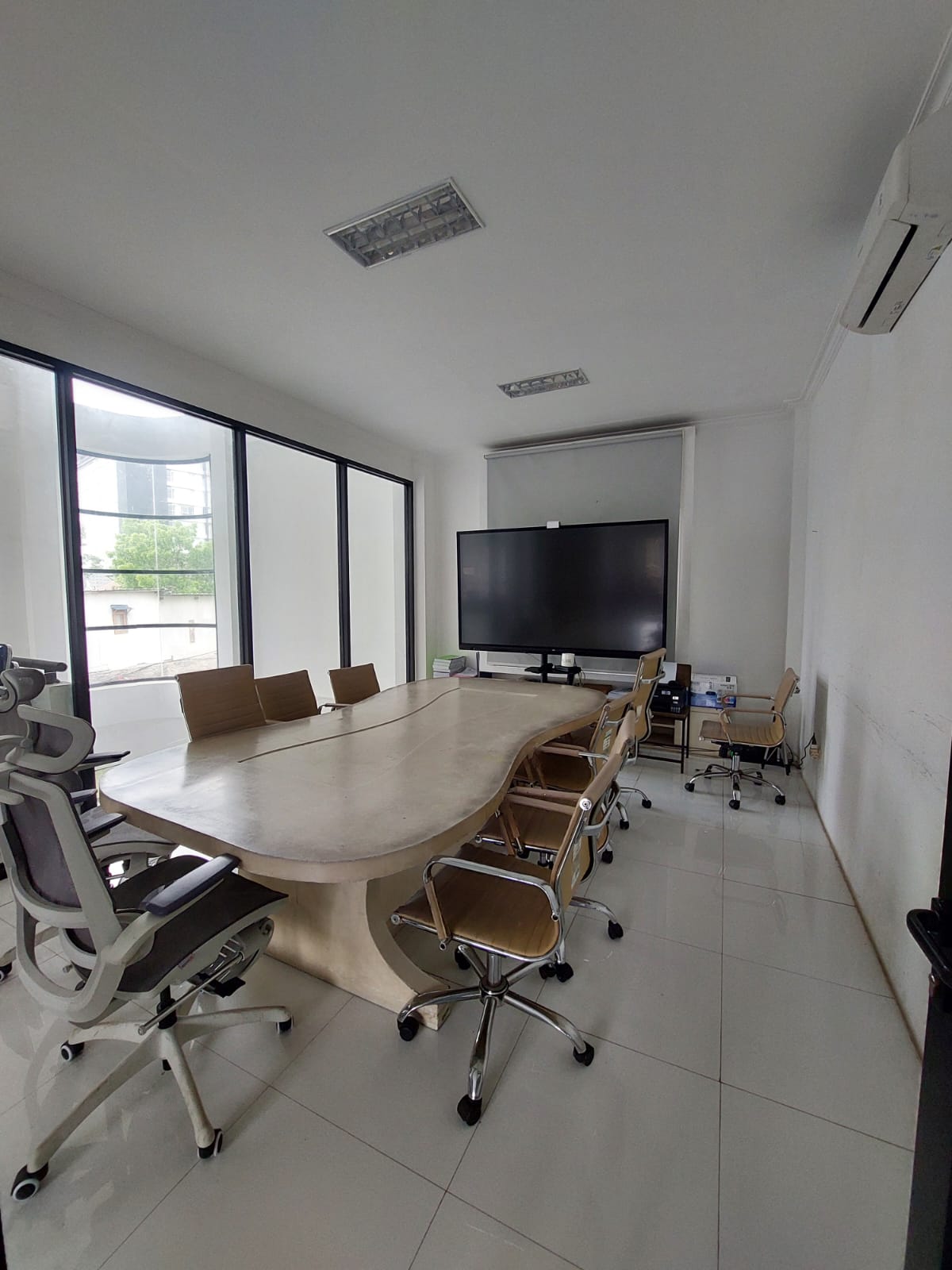 Command Room2.jpg