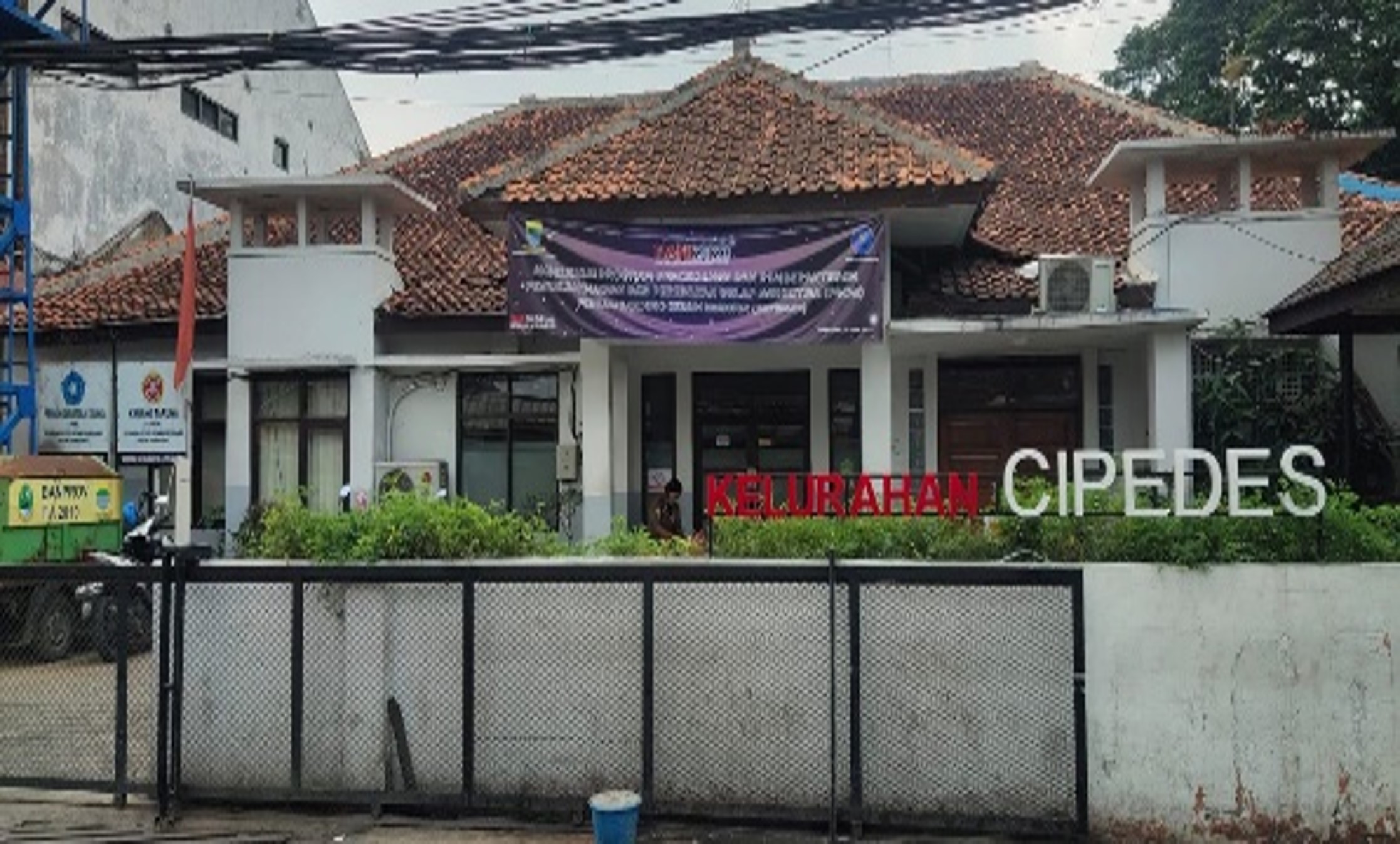 gedung kantor...jpg